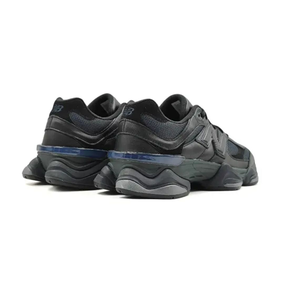 New Balance 9060 Triple Black