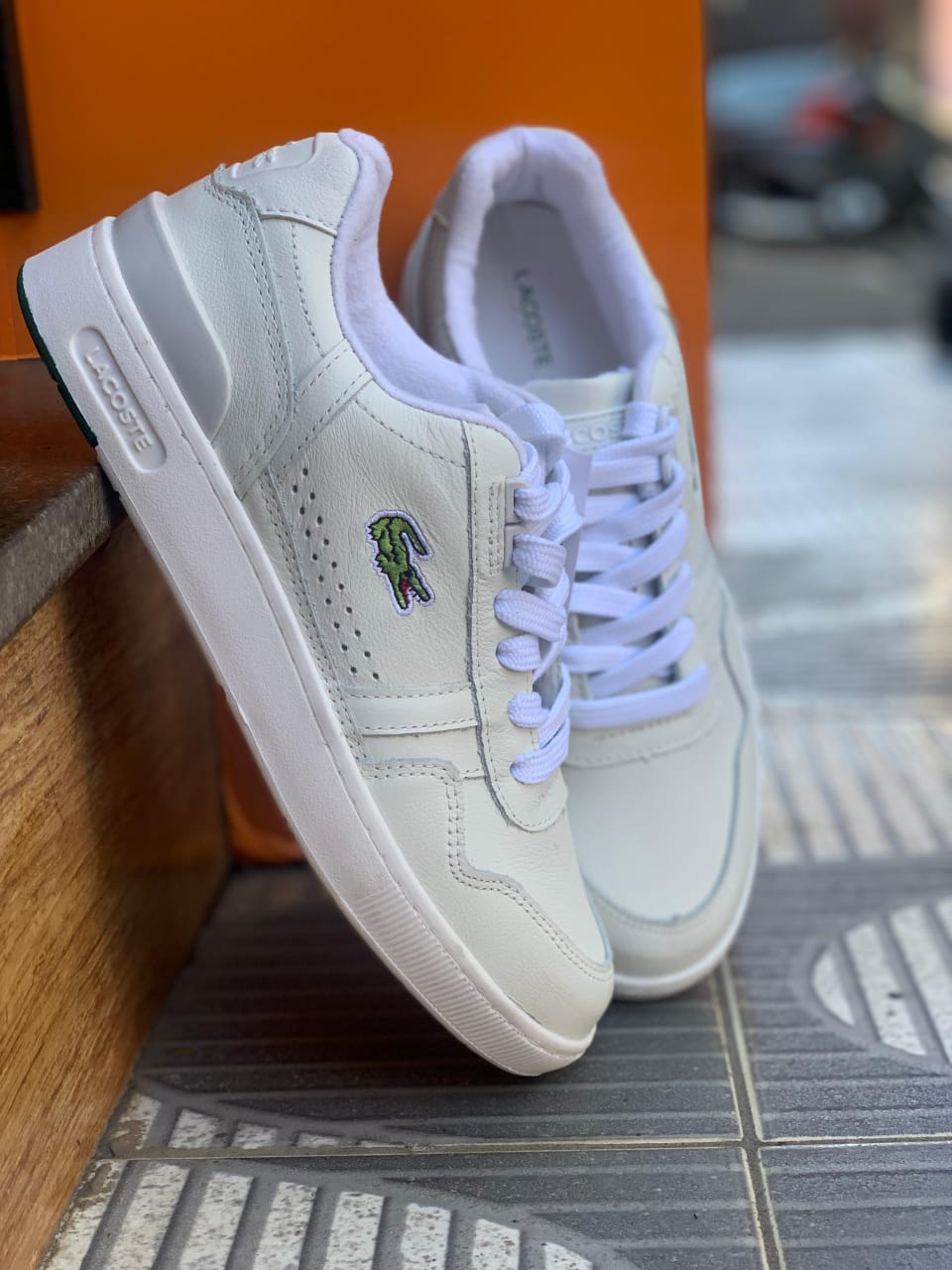 PROMOÇÃO 50%OFF - Tênis Lacoste T-Clip