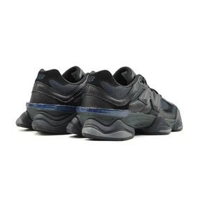 New Balance 9060 Triple Black